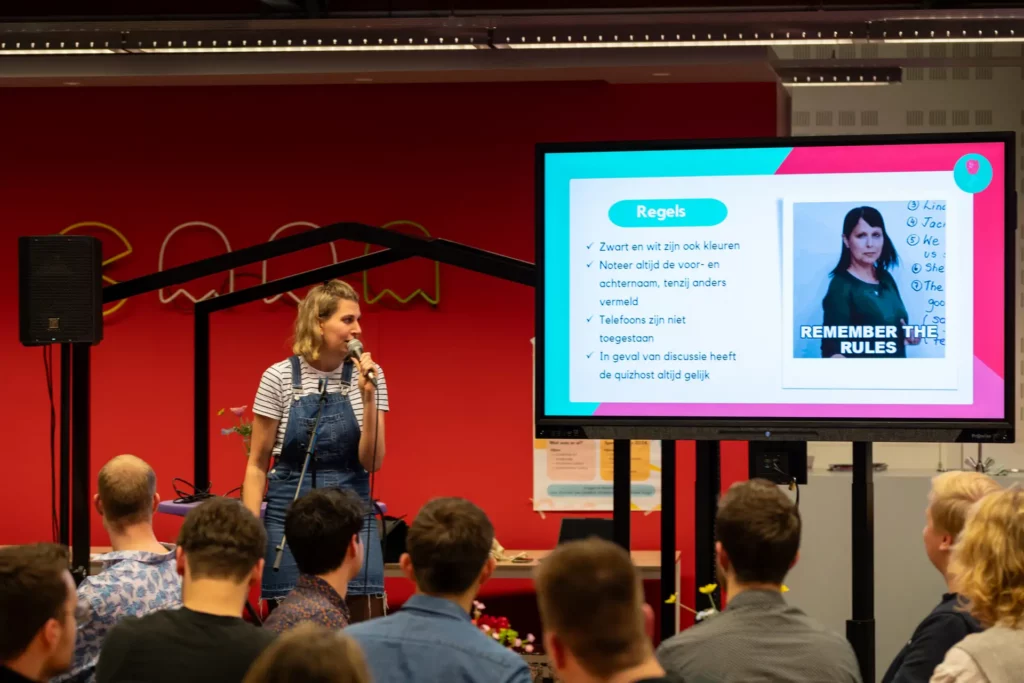 Quiz van Roos tijdens een live quizavond